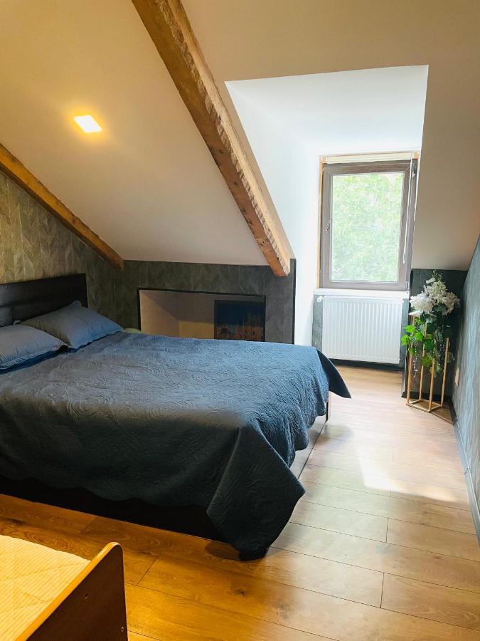 Beautiful Apartment On Atoneli Тбилиси Экстерьер фото